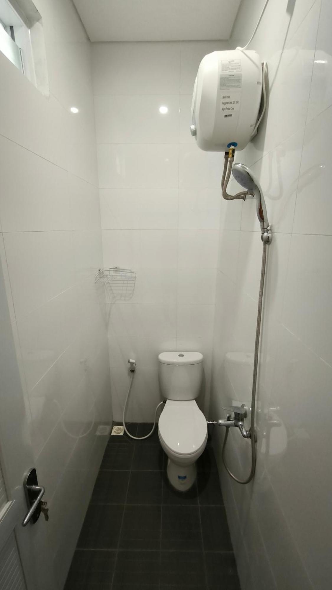 House Of Bedjo Powered By Cocotel Джокякарта Екстериор снимка